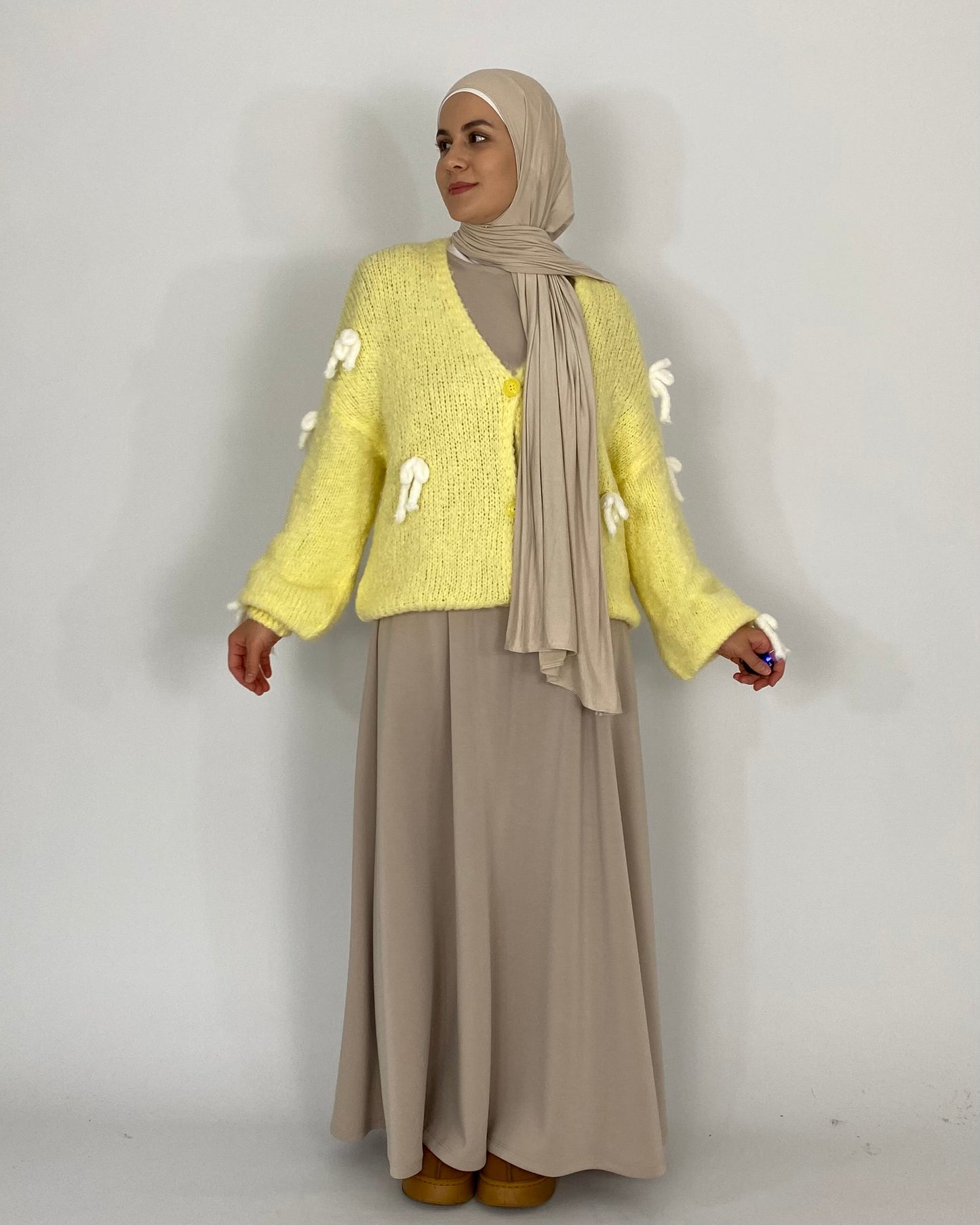 Rua'a Cardigan