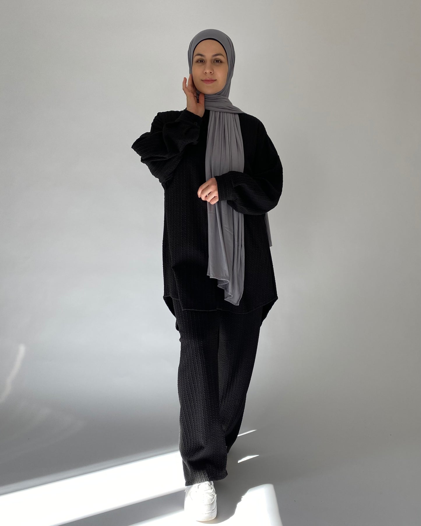 Susu 2-Piece Black