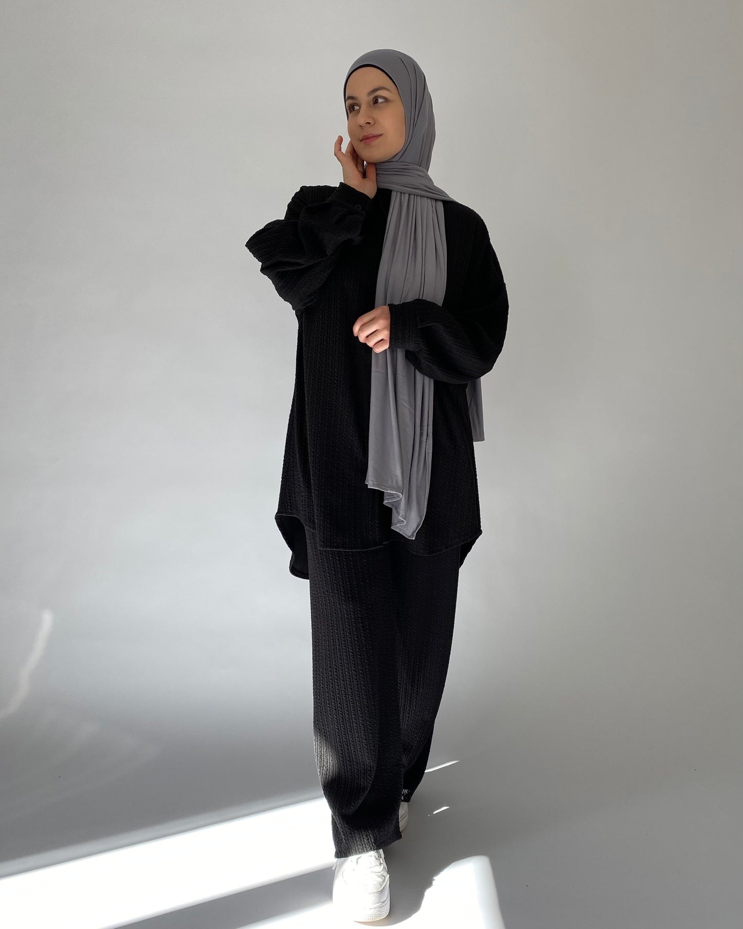 Susu 2-Piece Black