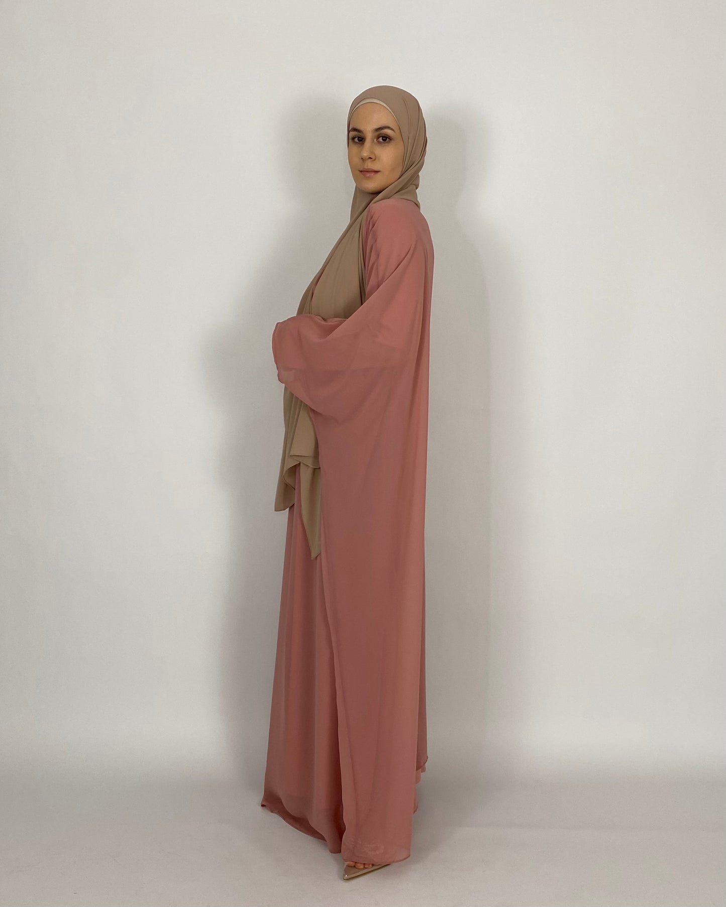 Lana Abaya Strawberry